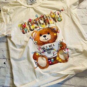 Moschino white t shirt. Size XL (runs small)